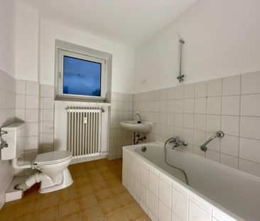 Bezugsfertige 3-Zimmer-Wohnung mit Balkon in Varel! - Photo 6