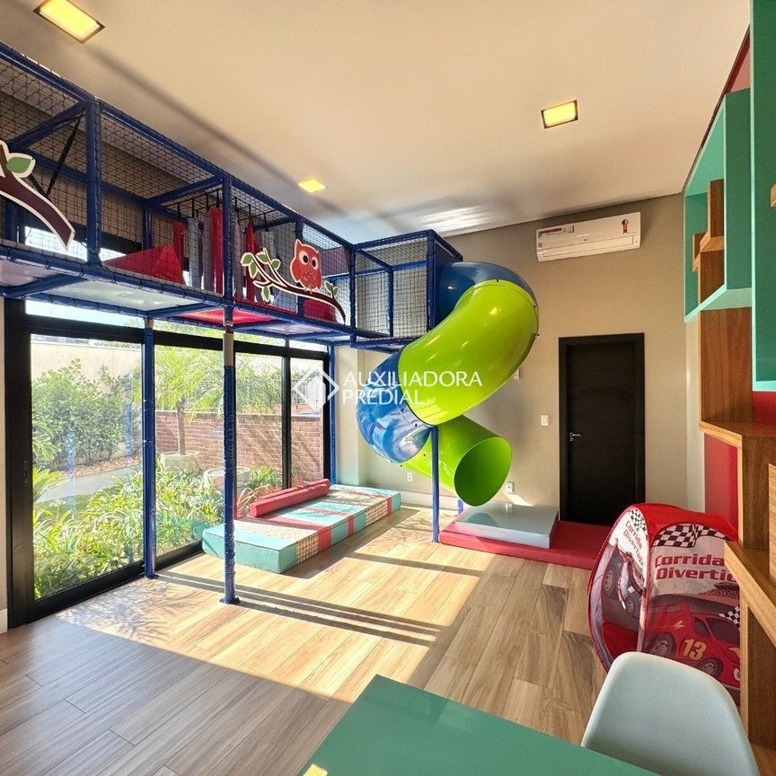 Apartamento com 4 quartos e 151m² para alugar em Marechal Rondon, Canoas. - Photo 1