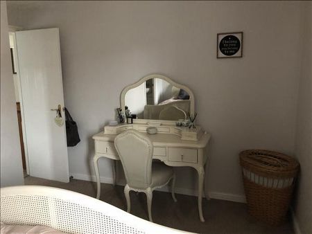 3 bedroom detached house to rent - Photo 4