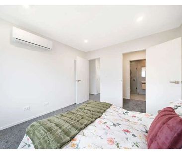 Brand New 3 Bedroom, 2.5 Bathroom Townhouse - Photo 3
