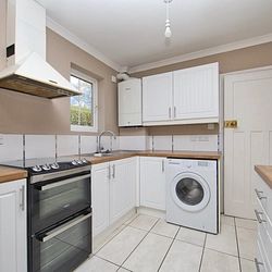 Cox Hill, Shepherdswell, Dover, CT15 7NF, Kent - Photo 2