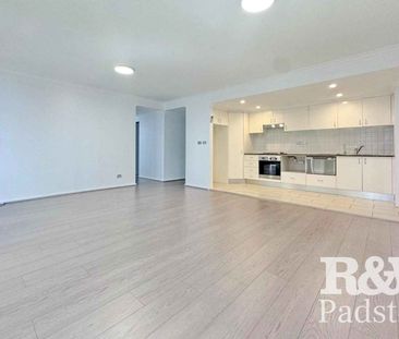 Modern Living in Prime Location - Photo 4