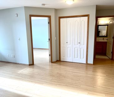 121, 260 Duston Street, Red Deer AB **unfurnished** - Photo 1