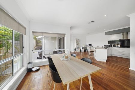 Elevated Modern Townhouse with Views - Photo 2