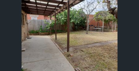 GREAT FAMILY HOME WAITING FOR YOU - Photo 2