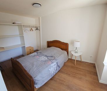 Location Appartement 2 pièces 29m² - Photo 2