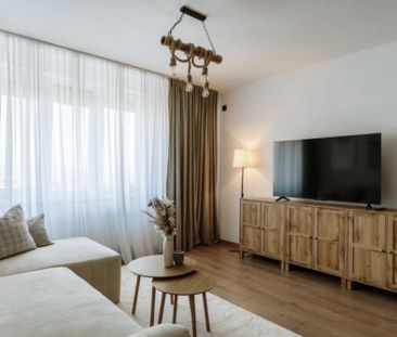 Apartament cu 3 camere, Cetate-Schit - Fotografie 1