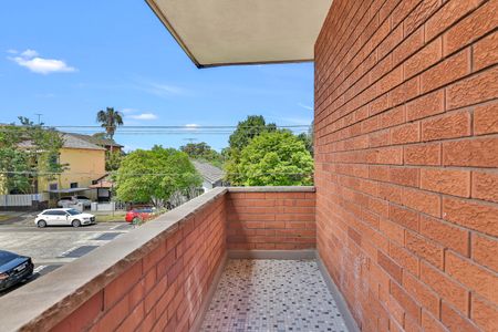 2/275 Livingstone Road, Marrickville NSW 2204 - Apartment For Rent | Domain - Photo 5