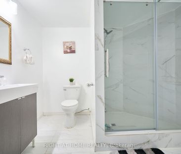 Detached Home For Lease | E8129834 - Photo 4