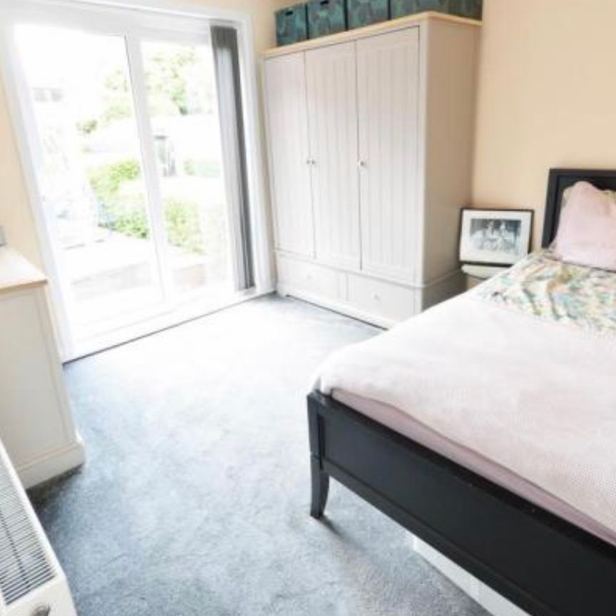 2 Bed - 10 Monk Bridge Avenue, Leeds - LS6 4HR - Professional - Photo 1