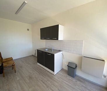 Location Appartement 2 pièces 50m² LA ROCHELLE 17000 - Photo 3