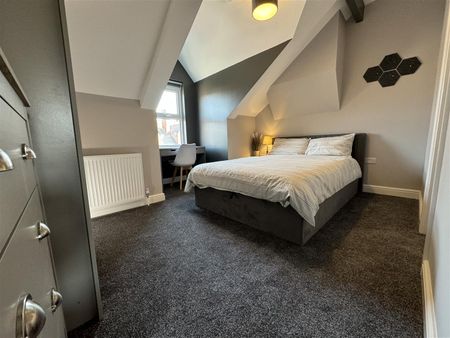 Ash Road, Headingley, LS6 3HD, Leeds - Photo 3