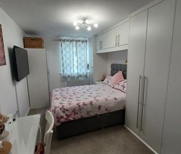Shepherds Green Road, Shirley - Photo 4