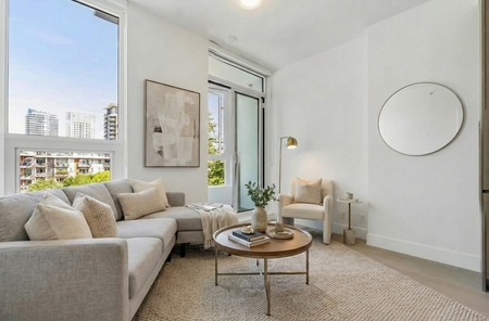 Brand New 1 Bed + Den | White Rock | Gas + Water Included | Pets Ok - Photo 3