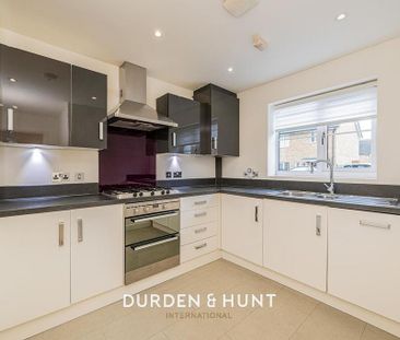 3 bedroom semi-detached house to rent - Photo 6