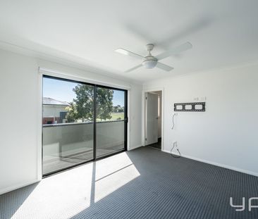 Modern comfort in the heart of Riverwalk! - Photo 3