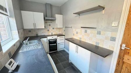 St Elmo Gove, East End, LS9 - Photo 5