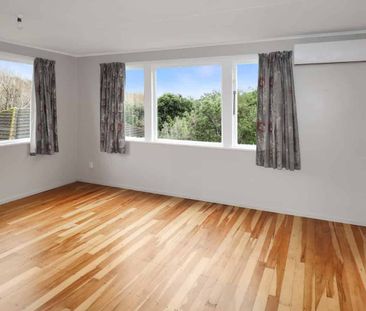 Tidy 3 Bedroom - Photo 2