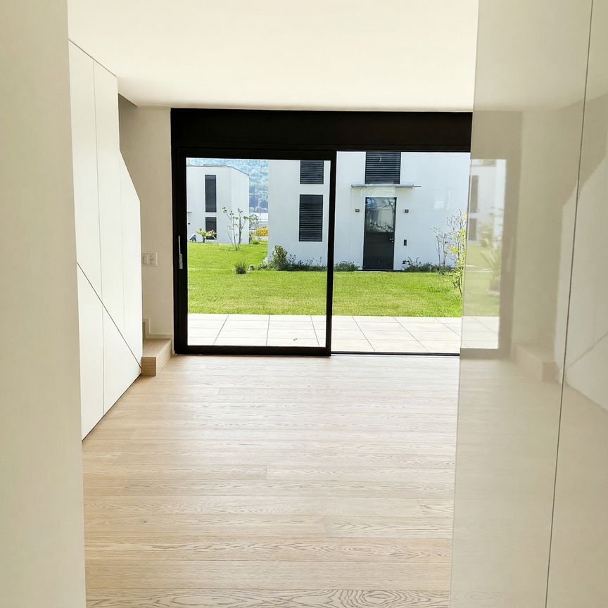 Appartamento 3,5 di primo ingresso con terrazzo coperto a Caslano - Photo 1