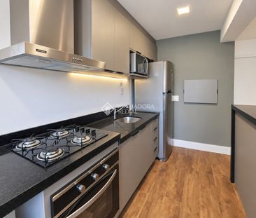 Apartamento com 1 quarto e 56m² para alugar em Chácara das Pedras, ... - Photo 1