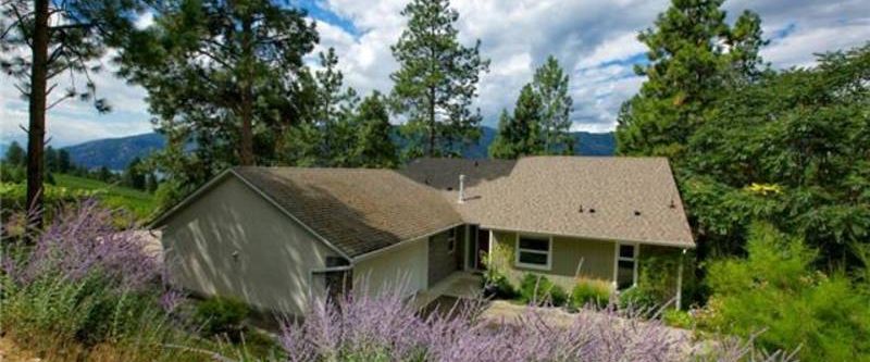Private Lake Country House with Views - Photo 1