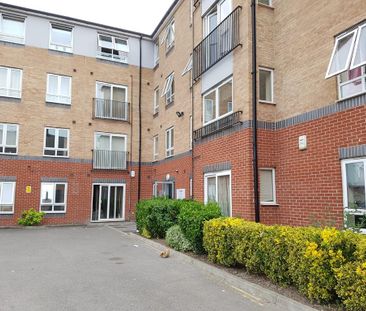 2 bedroom flat to rent - Photo 4