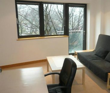 Flat to rent on - Photo 2