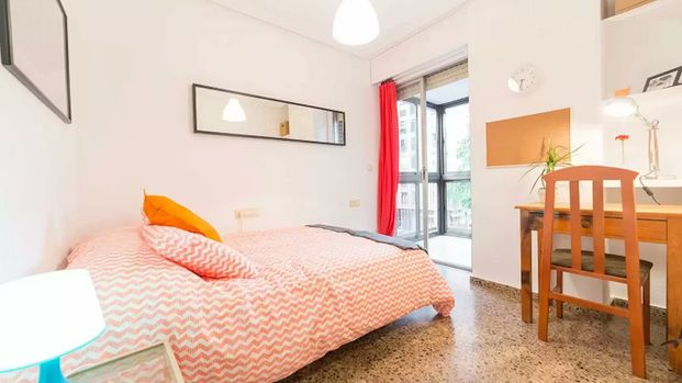 Calle Rubén Darío, Valencia, Valencian Community 46021 - Photo 1