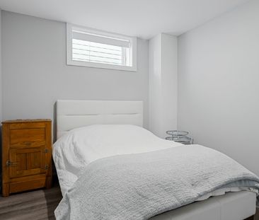 427 Ravenhill Avenue - 4 - Photo 6