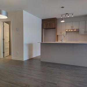 Spacieux/Neuf 4 ½ Avec 2 SDB à Louer - Photo 2