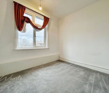 4 bedroom semi-detached house to rent - Photo 3