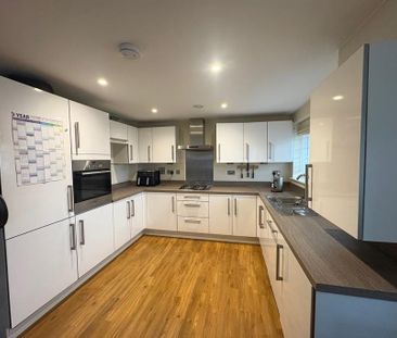 2 bedroom flat to rent - Photo 6