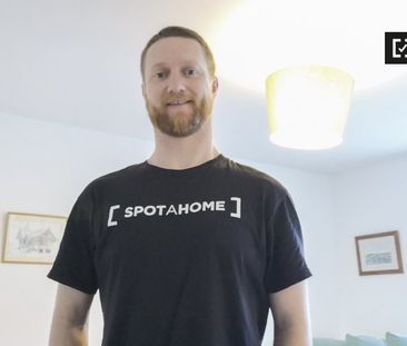 Room for rent in 2-bedroom house in Killiney, Dublin - Photo 5