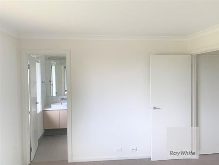 Low Maintenance Living! - Photo 4