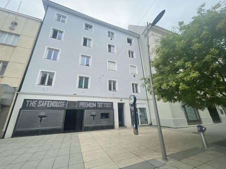 UNBEFRISTET!!! Schöne 2-Zimmer-Wohnung in bester Innenstadtlage!! - Foto 2