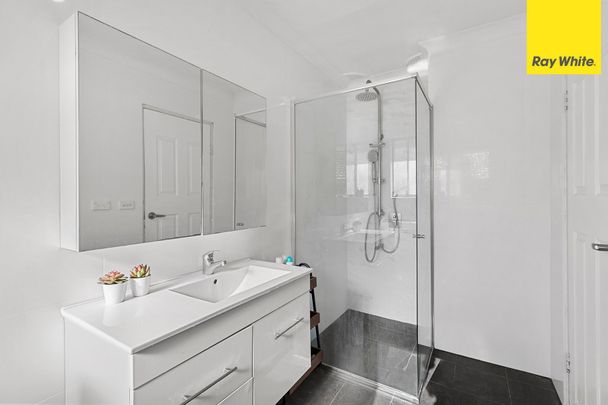 2 BEDROOM UNIT LOCATED CLOSE TO ALL AMENITIES - Photo 1