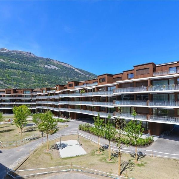 "Mieten ohne Kaution - Tschent Wohna - urban mit viel Grünzone" - Foto 1