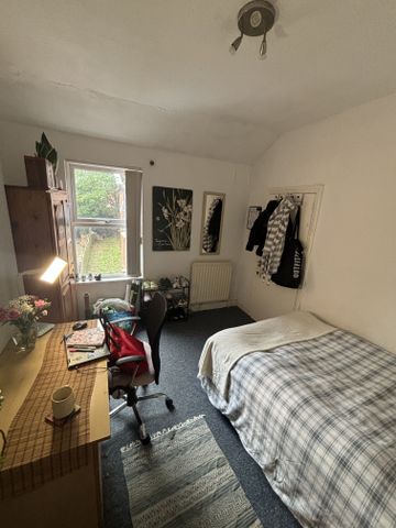 283a TIVERTON ROAD - Photo 3