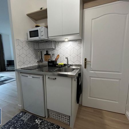 Location Appartement 2 pièces 39m² LILLE 59000 - Photo 3