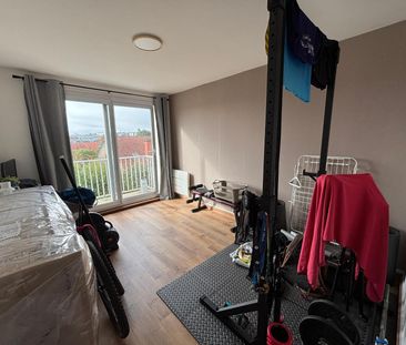 Location Appartement 4 pièces 90m² EQUEURDREVILLE HAINNEVILLE 50120 - Photo 3