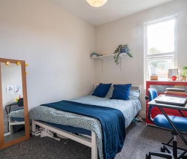 5 bedroom terraced house to rent - Photo 5