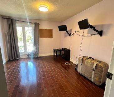 For Lease - 21 Montezuma Trail, Toronto, Ontario - Photo 5