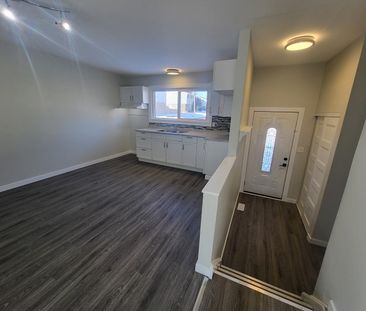 941 Oakview Avenue, Kingston, ON K7M 6V4 - Photo 2