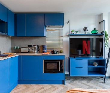 1 bedroom in a flat share to rent - Photo 5