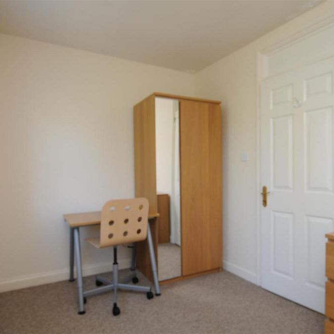 4 bedroom house to rent - Photo 1