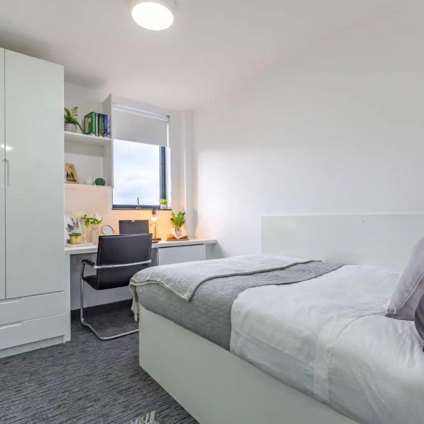 Standard Plus En-suite - Photo 1