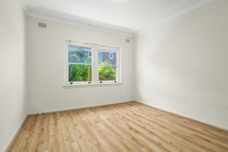 Cozy and Convenient Two Bedroom Unit - Photo 2