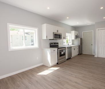 54 Trelawn Parkway, Welland - 1 Bedroom Detached Apartment - Photo 6