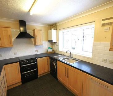 Tower Court, Ongar, CM5 - Photo 4