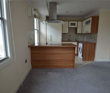 White Hart House, Colnbrook, Berkshire,SL3 - Photo 5